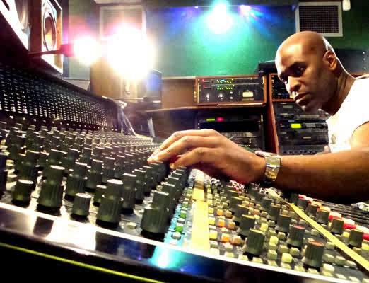 Contact TOP NOTCH MEDiA today for efficient sound set up,Studio installation and purchasing of Musical Equipment @ affordable price...+2348189818985