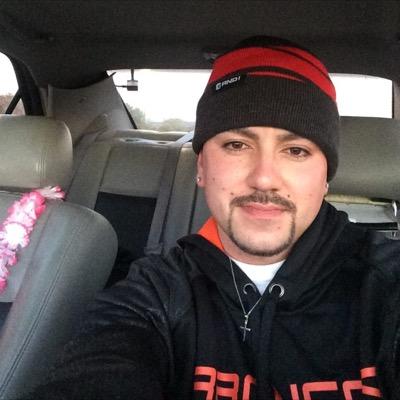 lizer_richard's profile picture. I love the rain!!! Walking my dog in it! I enjoy playing video games and watching movies... love riding my bike and going for cruses:) go to church as often;)