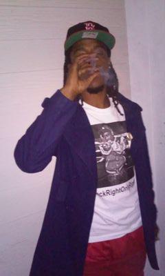 1_5154's profile picture. mi La Familia Money and Music is what I Hustle For.