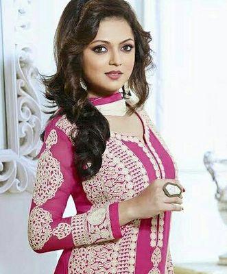 i m faiza big fan of Drashti Dhami