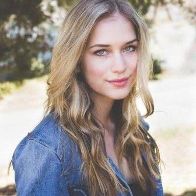 The Spunky Red Of Arendelle Well that was some crazy trust Exercise Im Awkward Your Gorgeous Wait What |OUAT|Single