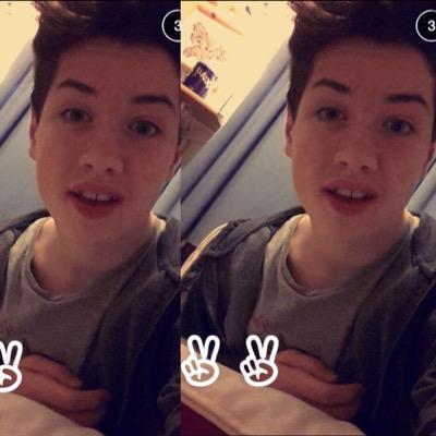 14|photography|5sos|youtubers