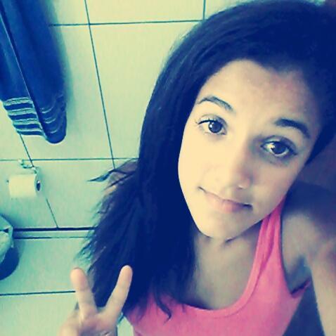 Se você tá de deprê está sendo mal amada comigo é assim Lapada, lapada, lapada, lapada(8*
