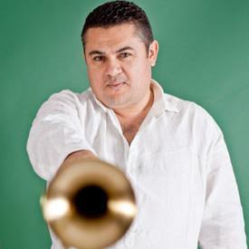 Profesor de Trompeta en el Conservatorio Superior de Música de Canarias. 
Professor of Trumpet at Conservatorio Superior de Música de Canarias (Spain)
