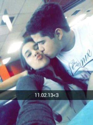 Yo @Solamente_Tuya_ TE AMO como nunca e amado por eso esta fecha 11-02-13 es la mejor de todo el mundo mi amor te amo y eres solo mio mi osito att. TU NOVIA*3*