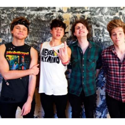4 fangirls keeping you up to date on 4 dorks