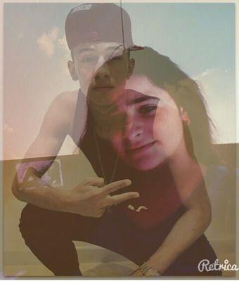Sono una grandissima fan di:Moreno e Deborah❤