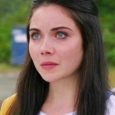 i'm Hael i am Angel who was cast out of Heaven because of Metratron's spell...[+18 rp || single || bilingual || #standupforOC's]