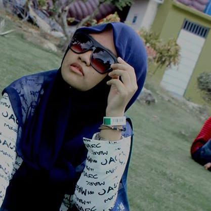 Follow @rahma_pesekk :) | ♥ChoirulAnwar | ©®~