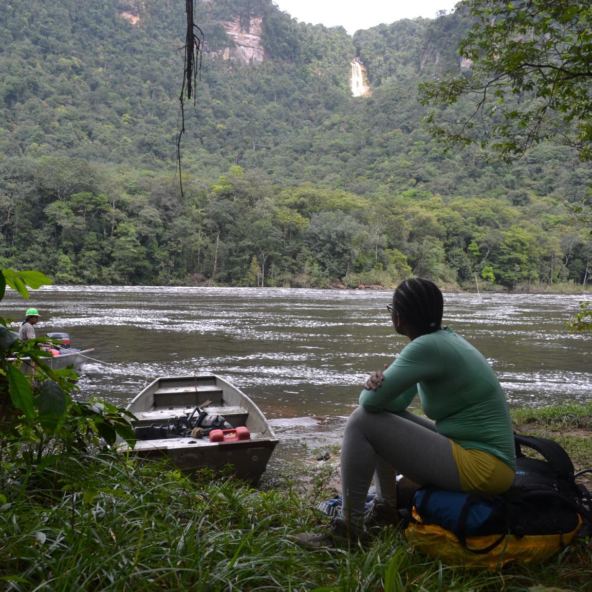 the zoom of the lens awakes appreciation,
focus your eyes on Guyana!
Can you hear through your eyes?