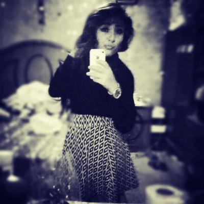 sonrrie!! :3