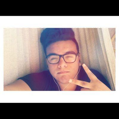 GeovanTeran's profile picture. Hey.