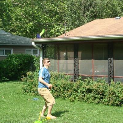 BarefootJustin's profile picture. Love barefoot and minimalist running and hiking. Techie by trade.