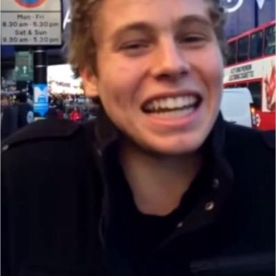 2010afi's profile picture. 