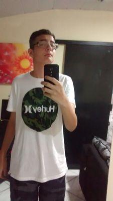 Halls_Preto