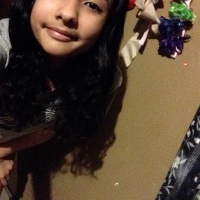 Hey it's ___biqqdaqqie___ favorite my photos for a tbh
