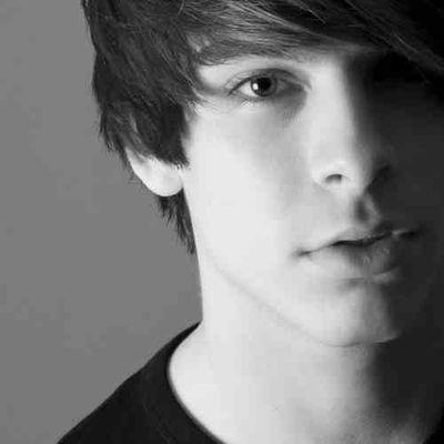Oh, hello. The name is Lucifer, I don't know if you've heard of me.
#Young!Lucifer