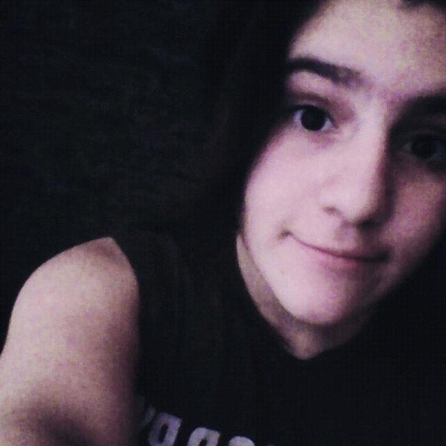 Si no me conoces entonces no hables ~ Amante de los unicornios y one direction~bienvenida a mi mundo ;) //