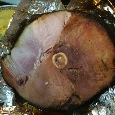 hamrumors's profile picture. @darrenstains Blogging about baseball and other things. And ham. Fredi Gonzalez told my dad something one time at a HoneyBaked Ham store.