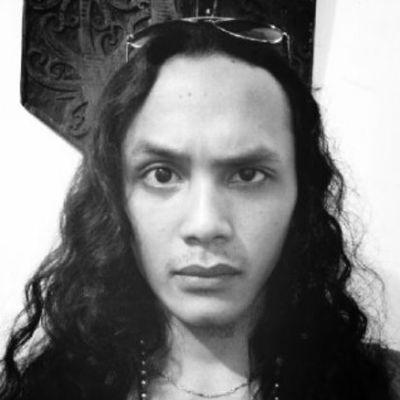 The Man Of Behind The Camera and member Tago Lens Club Yogyakarta | @powerof_blues | Love Rock Legend Music & AC. Milan | Mentions for follow back ;)