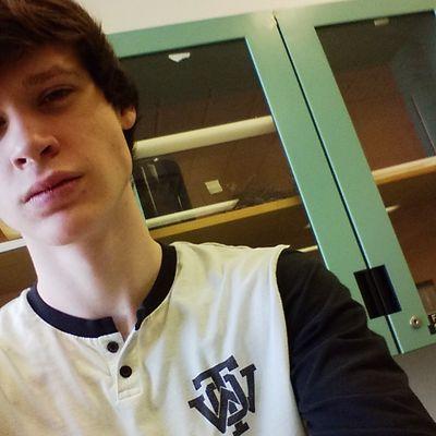 Major34hunter's profile picture. Break necks, kill egos. 6'2 . skiing