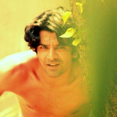 Actor!
It is a fan page. Welcome to barun's world!