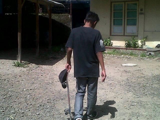 #CiwideyCorners Skateboarder line:tryxagain IG:Ginanjarridwan