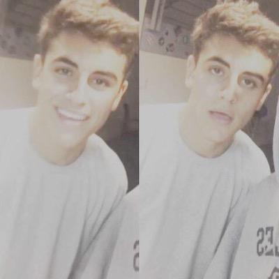 IGNORE THE FACT THAT MY ICON IS GILINSKY AND THAT MY @ IS JOHNSON AND FOCUS ON THE FACT THAT YOU HAVE MATTS FOLLOW
