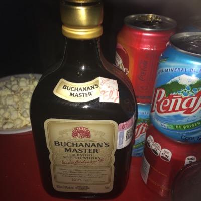 me encanta disfrutar los placeres de la vida, mi adiccion las mujeres hermosas