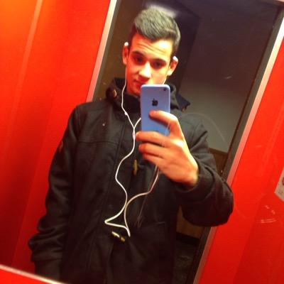 fox13558923's profile picture. 