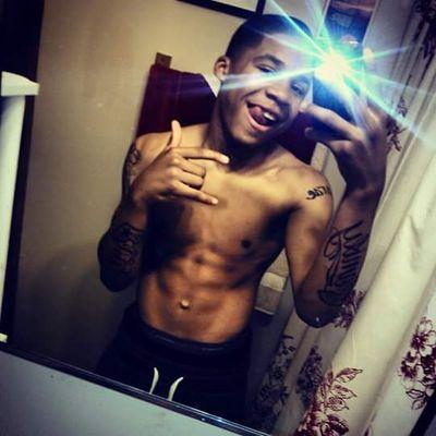 Kik: Reggie_BossedUp Snapchat: Baby_Durant35 IG: Basketball_Finattic Follow = FB #BALLISLIFE #$HIFTT3AM Imma make it #4