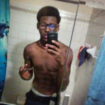 SwaggaHard123's profile picture. Nickname: Jody\Molly KIK:Almighty_Mollyboy #TeamDarksin #LoveDemRedbones #Cuffed Follow me ill follow back and follow me on IG:FYM_MOLLY