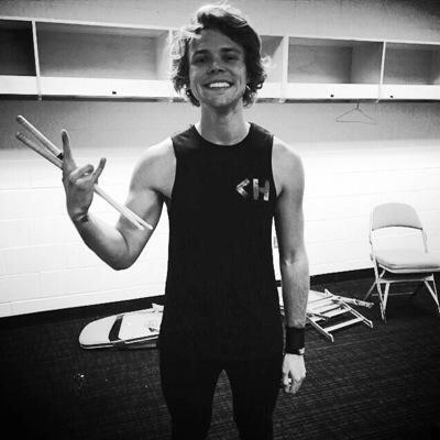 that_boy_ashton's profile picture. Baby look what you've done to me 0/4