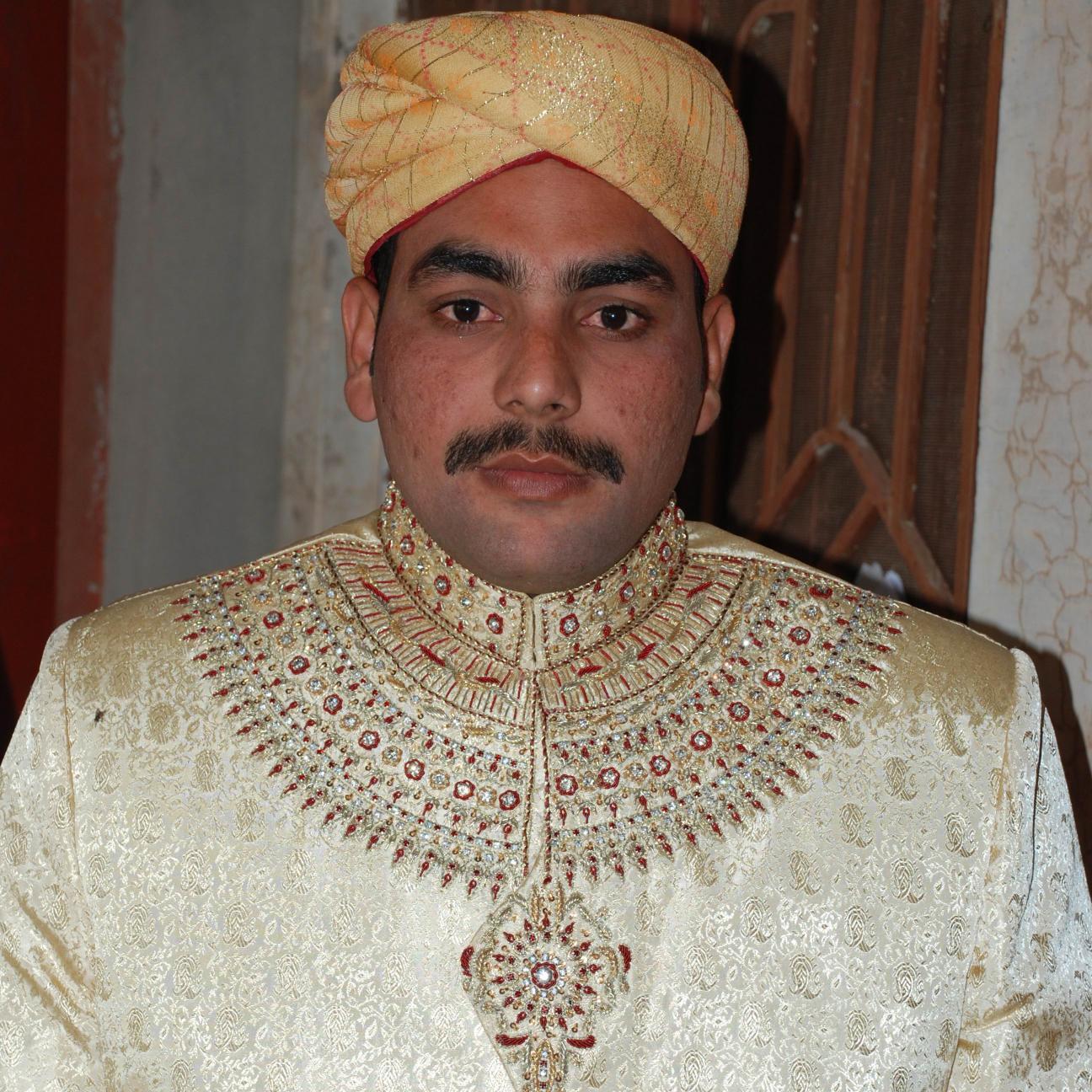 fahim_etml's profile picture. 