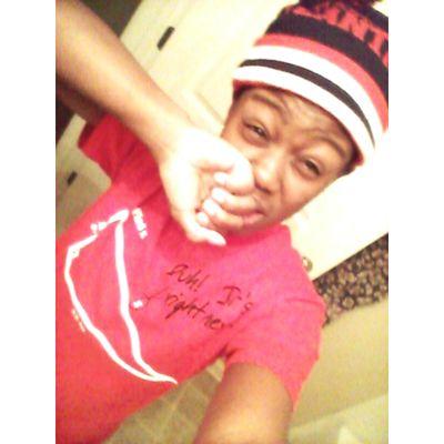 Hi I'm Ashia and you should follow me..