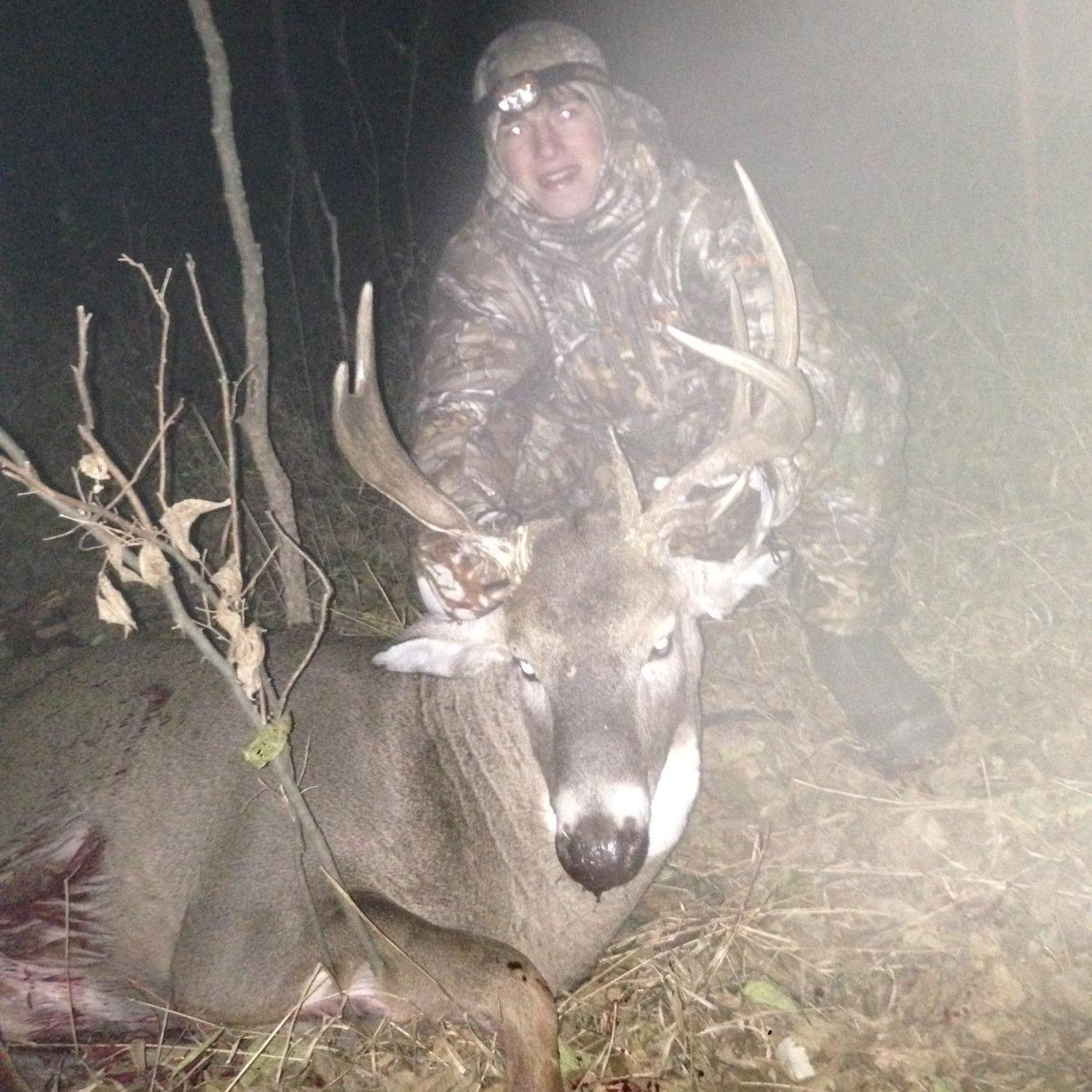 KansasKan's profile picture. I chase big bucks with a stick and string. #teambowhunter #teamrealtree #teammathews