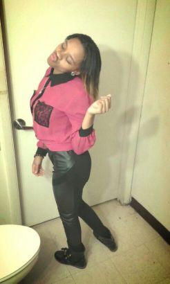 - Niquaa Wass Here , follow me @__NiquaaTooReaal