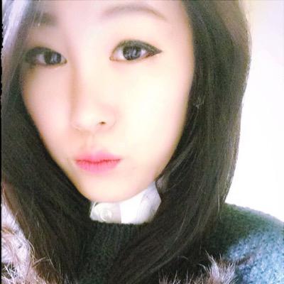 Charming_J_Y's profile picture. 부산/노래/랩/쇼핑/여행/맛집/차뷰가/롯데자이언츠/카메라/수다/#NOLAYO