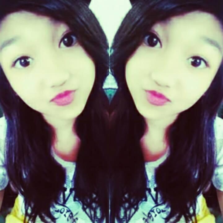 Im pretty and loyal xD God adict. =) Jkfans ;) *Kokoyykoo*