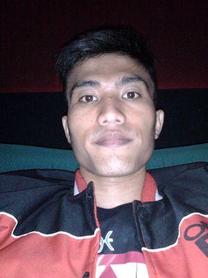 Simple, murah senyum dan baik hati