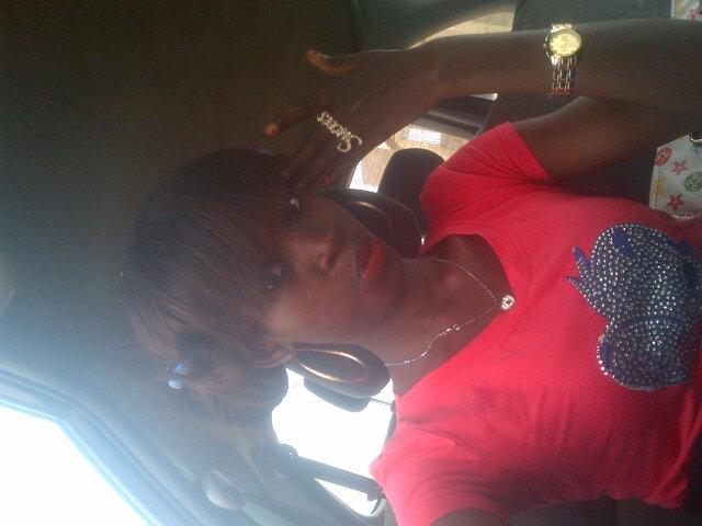 AliceModupe's profile picture. Thank god 4 2day