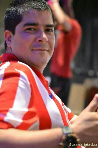 Padre de la niña mas guapa del mundo.Intentando sobrevivir.Ya casi un manchego mas!!!Aficionado a todos los deportes y sobre todo FORZA ATLETIIIIIIIIII!!!!