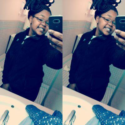 Follow me!
#single
#TeamMommy #Capricorn SnapChat maariee_18