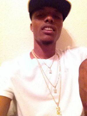 Excuse my hustle im just tryna get rich.              B.I.P Bravoe,R.I.P Dedrick R.I.P Doodie S.I.P Bam.