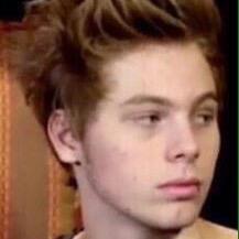 dkebeoep's profile picture. follow @5sosupdateposse for Dms to 5/4