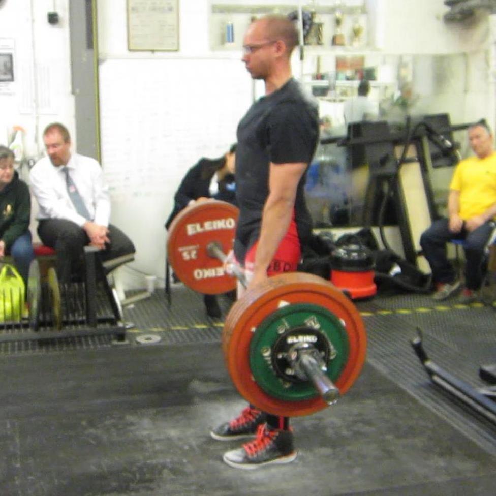 London based powerlifting coach, with a healthy obsession of Coffee.