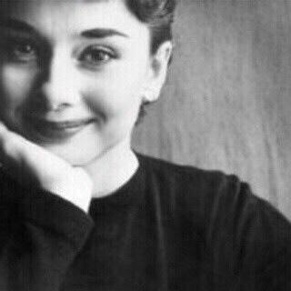 ____whi's profile picture. تعالوا حسابي الجديد @wedadi18