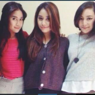 Fans @anisaarahma_adi  , @cherlyChiBi , @cherrybelleindo ,