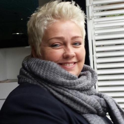 http://t.co/XbZ7GbKDRs & http://t.co/I4t6SzY7Xd ♡ hannah Huidcoach.
Specialist in Huidverbetering.
Dermatude Antirimpel.
Image Peeling.
Mama @NikkieTutorials