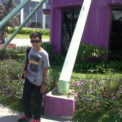 follow nih best friend gue!! @nadliw_tohari okey?? :-D